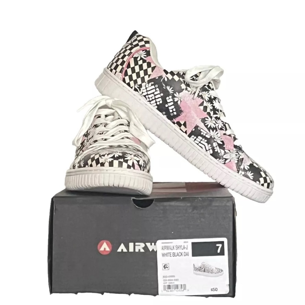 airwalk girls shoes white pink black daisy Youth size 7